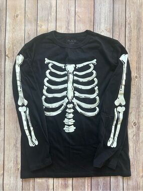 The Children's Place Glow-in-the-Dark  Long Sleeve Tee